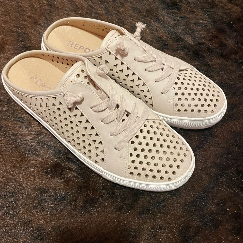 Report Shoes